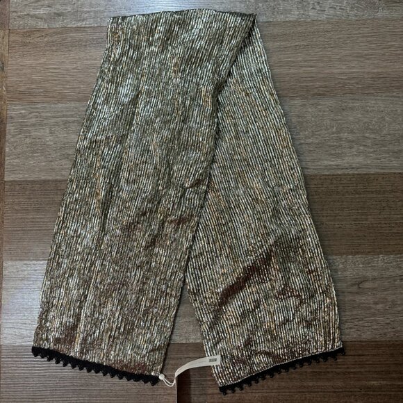 TORY BURCH CRINKLED LAMÉ SMOKING BOW TIE SCARF SILVER NWT - Picture 5 of 6